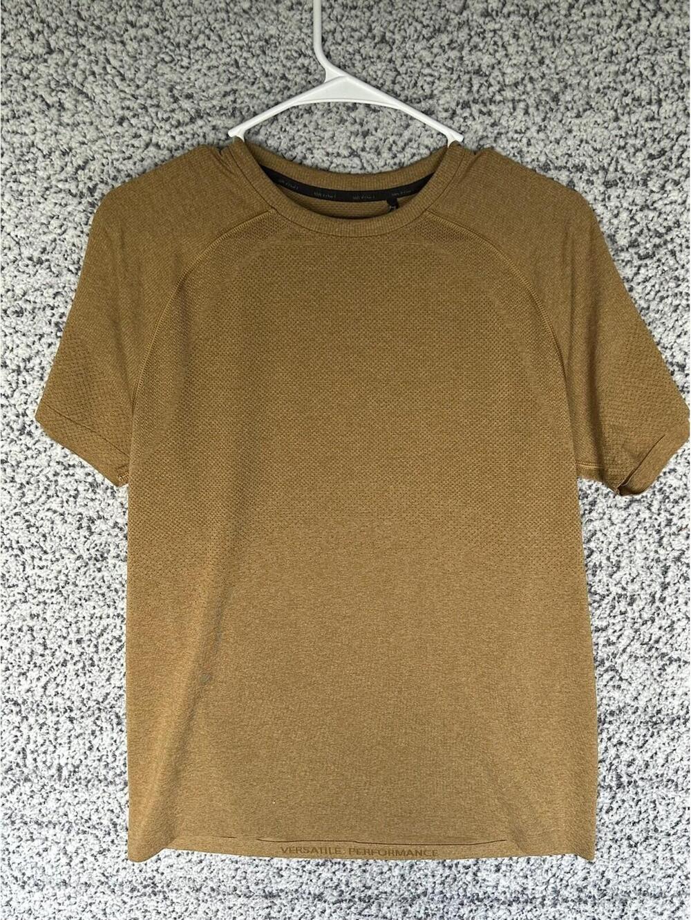 NWT VRST Brown Spice Heather Circuit Seamless Short Sleeve Performance Tee Small